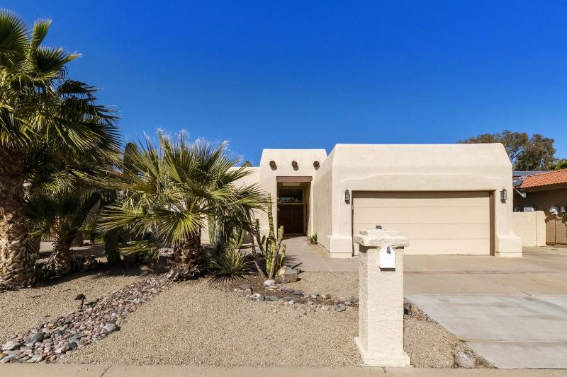 Sun Lakes of Arizona Real Estate
